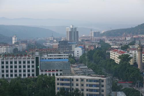 賀：陜西銅川印臺(tái)鴻福祥布鞋