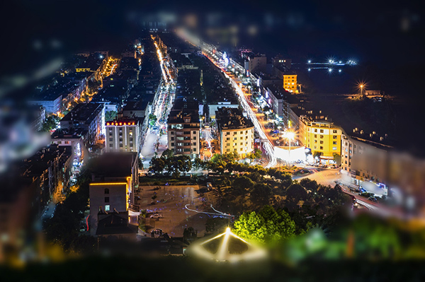 賀：河南安陽龍安鴻福祥布鞋